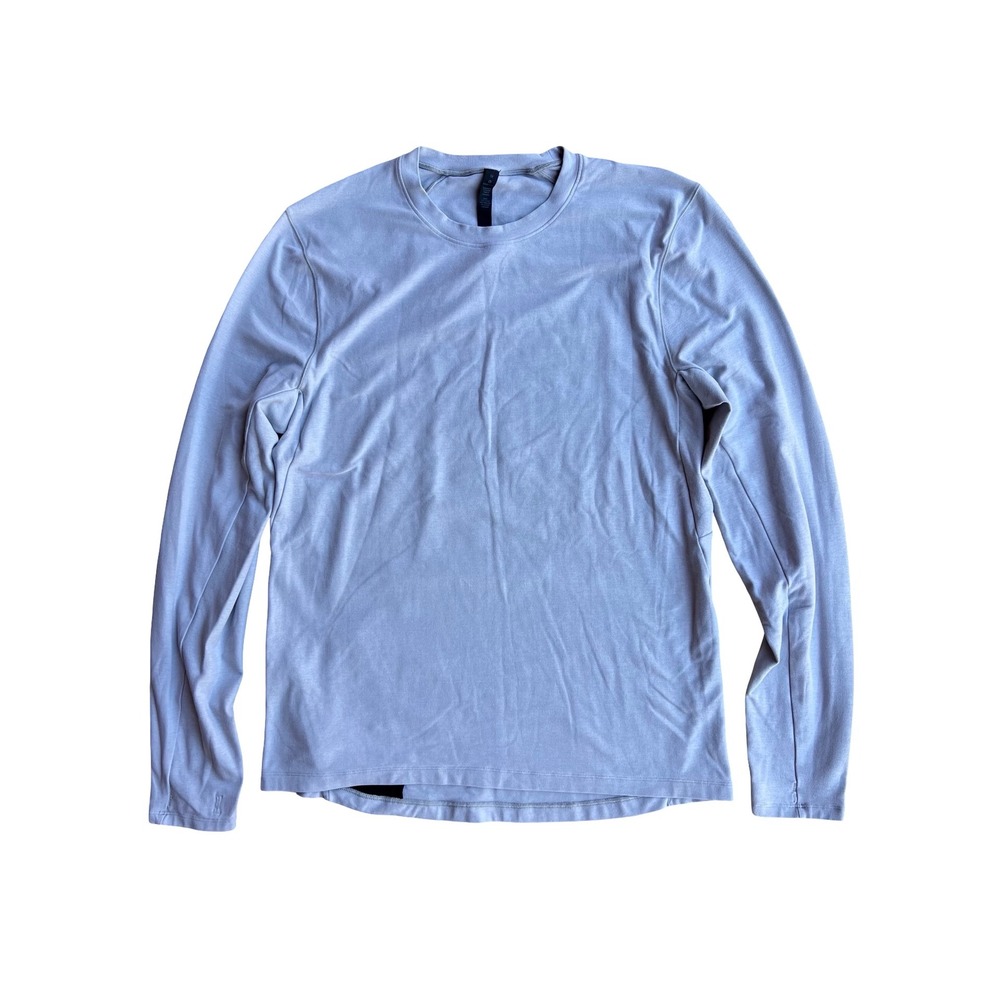 Lululemon Mens Long Sleeve M Active Shirt Light Gray Back-Pocket Thumbholes Gym